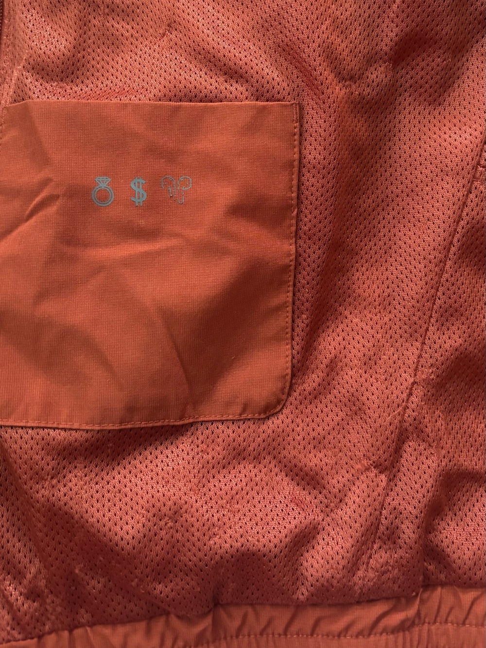 FIGS On-Shift Sydney Performance Scrub Jacket Auburn Size Small - Picture 9 of 13